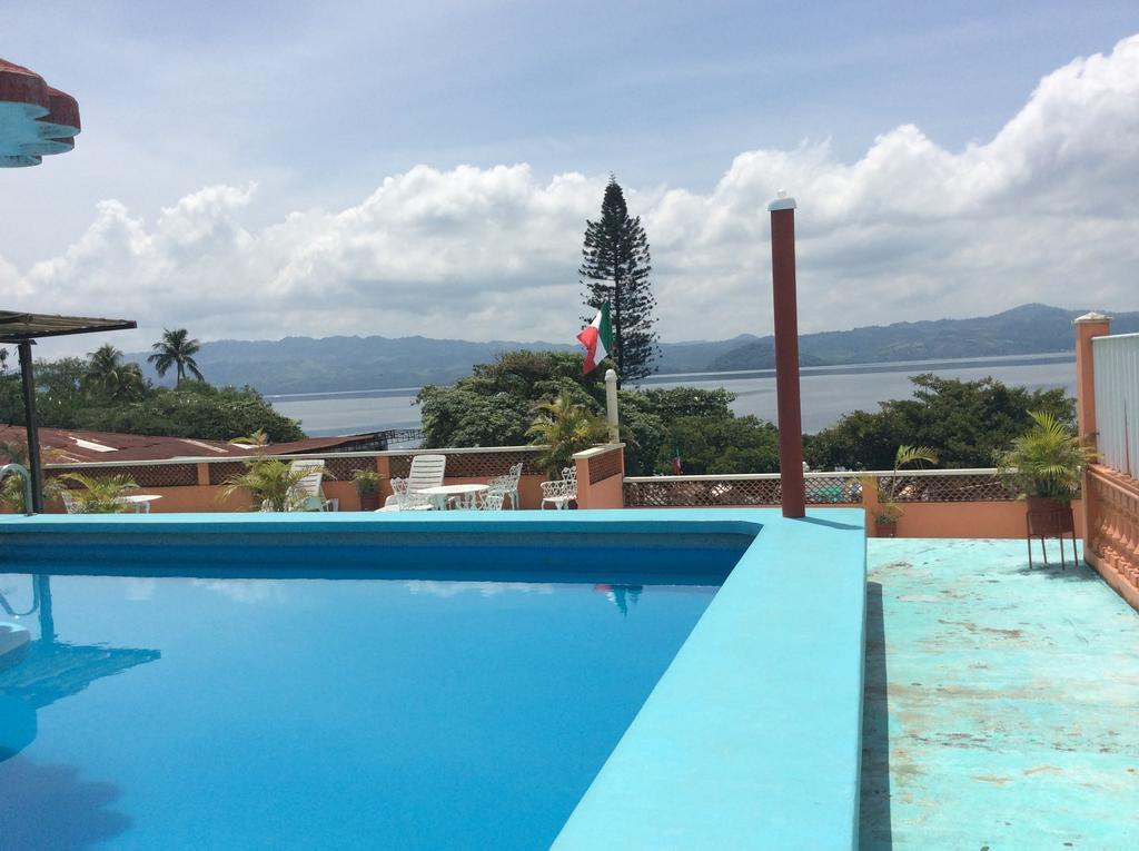 Hotel Juros Catemaco Exteriör bild